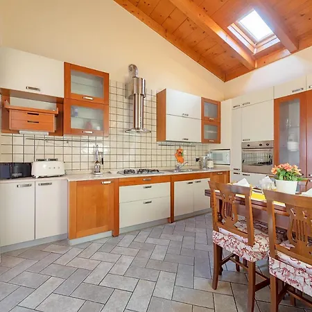 Garda Sole 3 Apartment *
